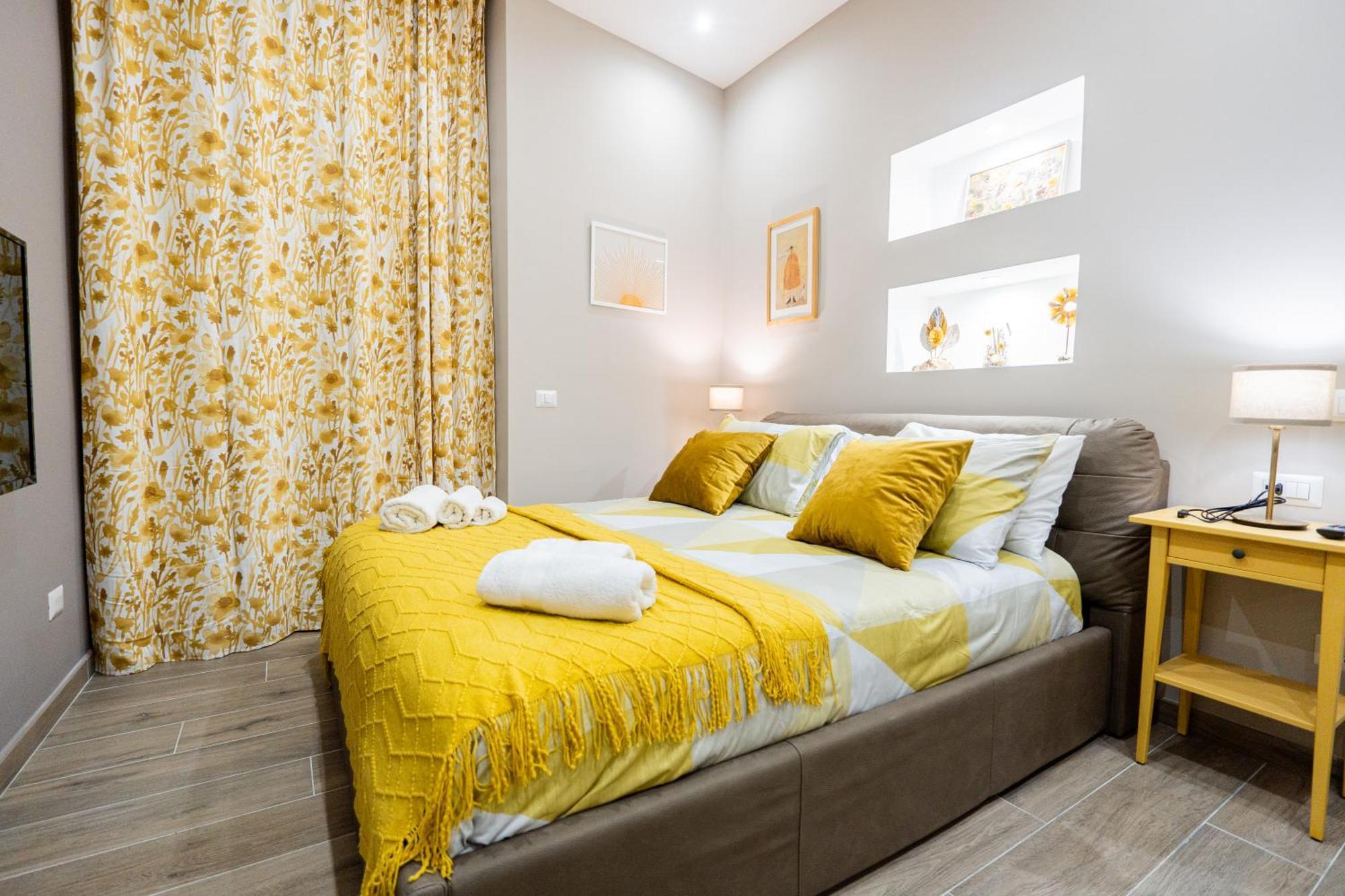La Casa Di Bianca - Modern Suites Near Plebiscito Nápoly Kültér fotó