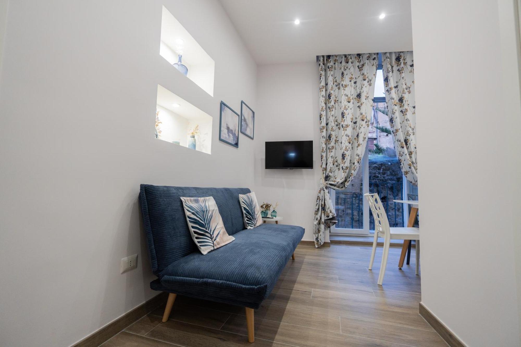 La Casa Di Bianca - Modern Suites Near Plebiscito Nápoly Kültér fotó