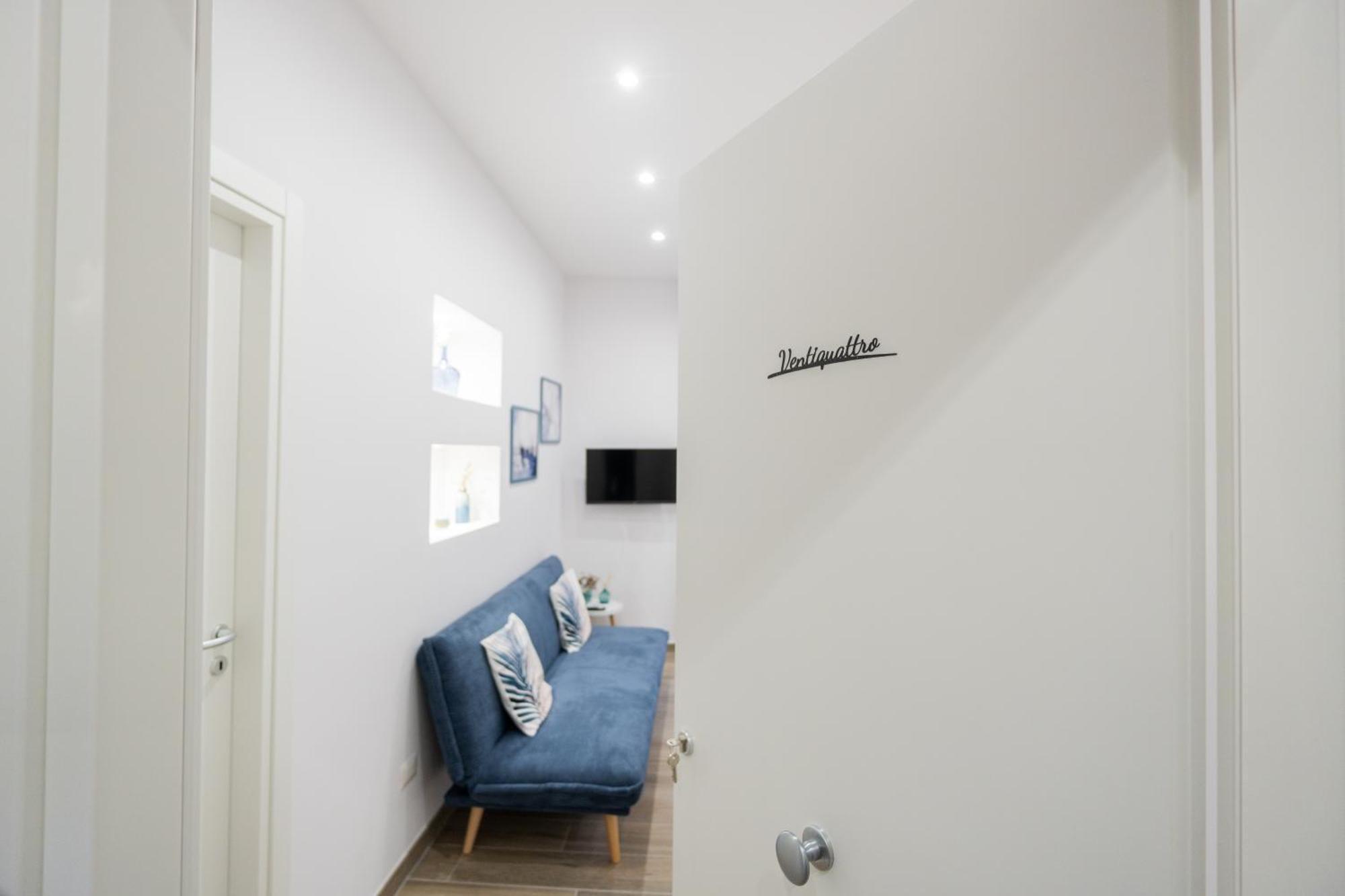 La Casa Di Bianca - Modern Suites Near Plebiscito Nápoly Kültér fotó