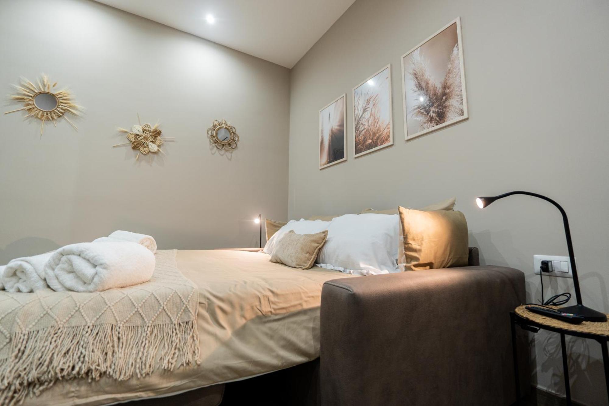 La Casa Di Bianca - Modern Suites Near Plebiscito Nápoly Kültér fotó