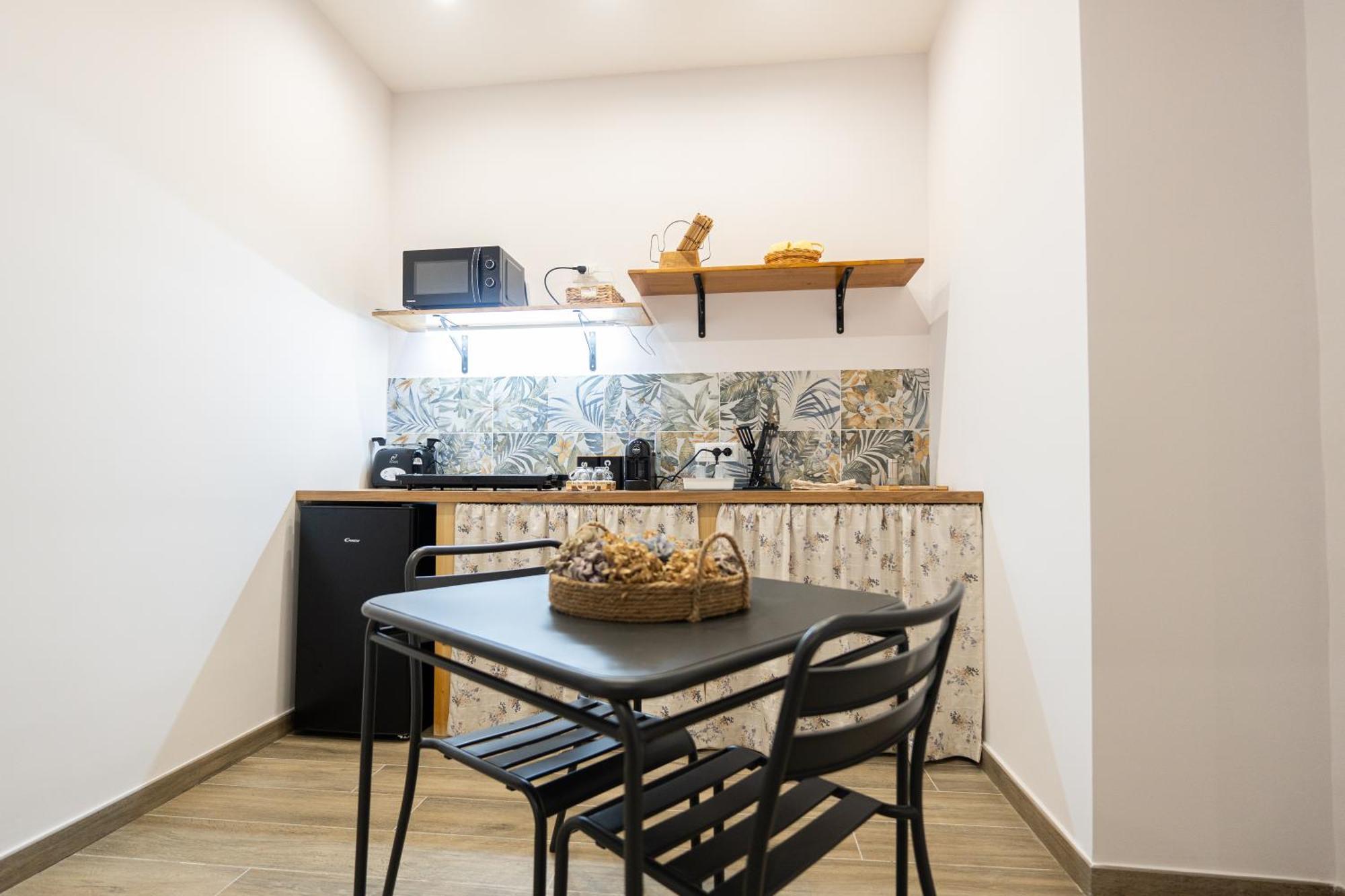 La Casa Di Bianca - Modern Suites Near Plebiscito Nápoly Kültér fotó